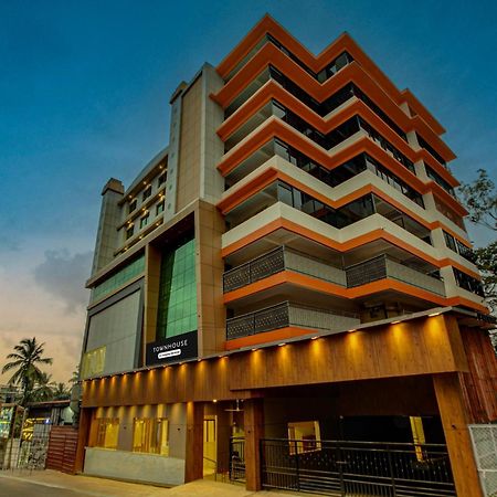 Townhouse Madgaon Hotel Raia Luaran gambar