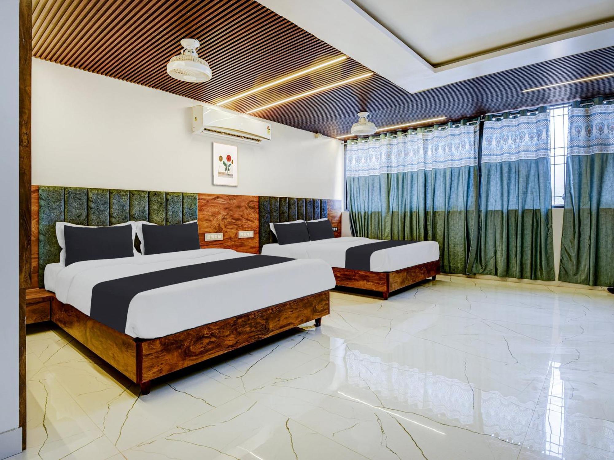 Townhouse Madgaon Hotel Raia Luaran gambar